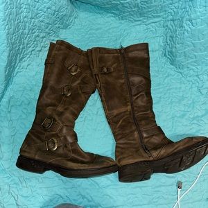 Women’s boots